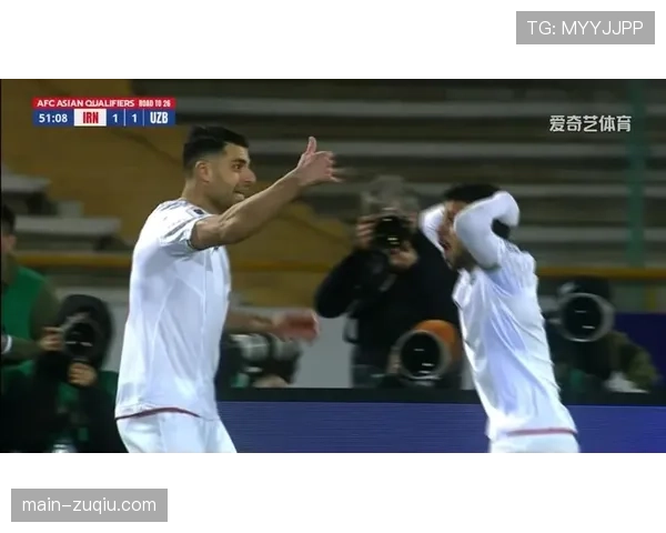 伊朗队塔雷米阿兹蒙锋线搭档 经验丰富力争首进淘汰赛